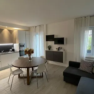 Casa Veronica Nel Cuore Di Apartment Padova