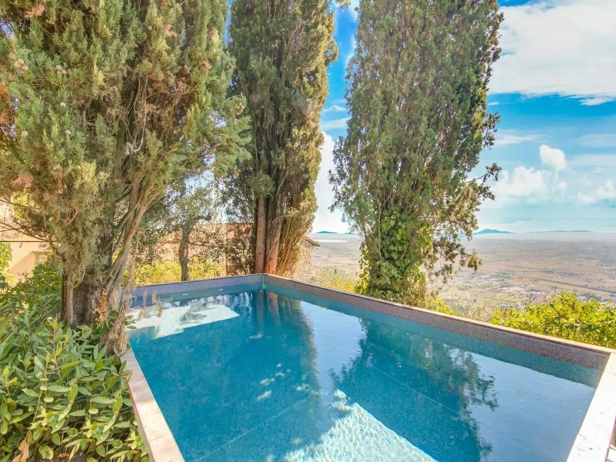 Villa Nigra In Cortona With A Private Swimming Pool